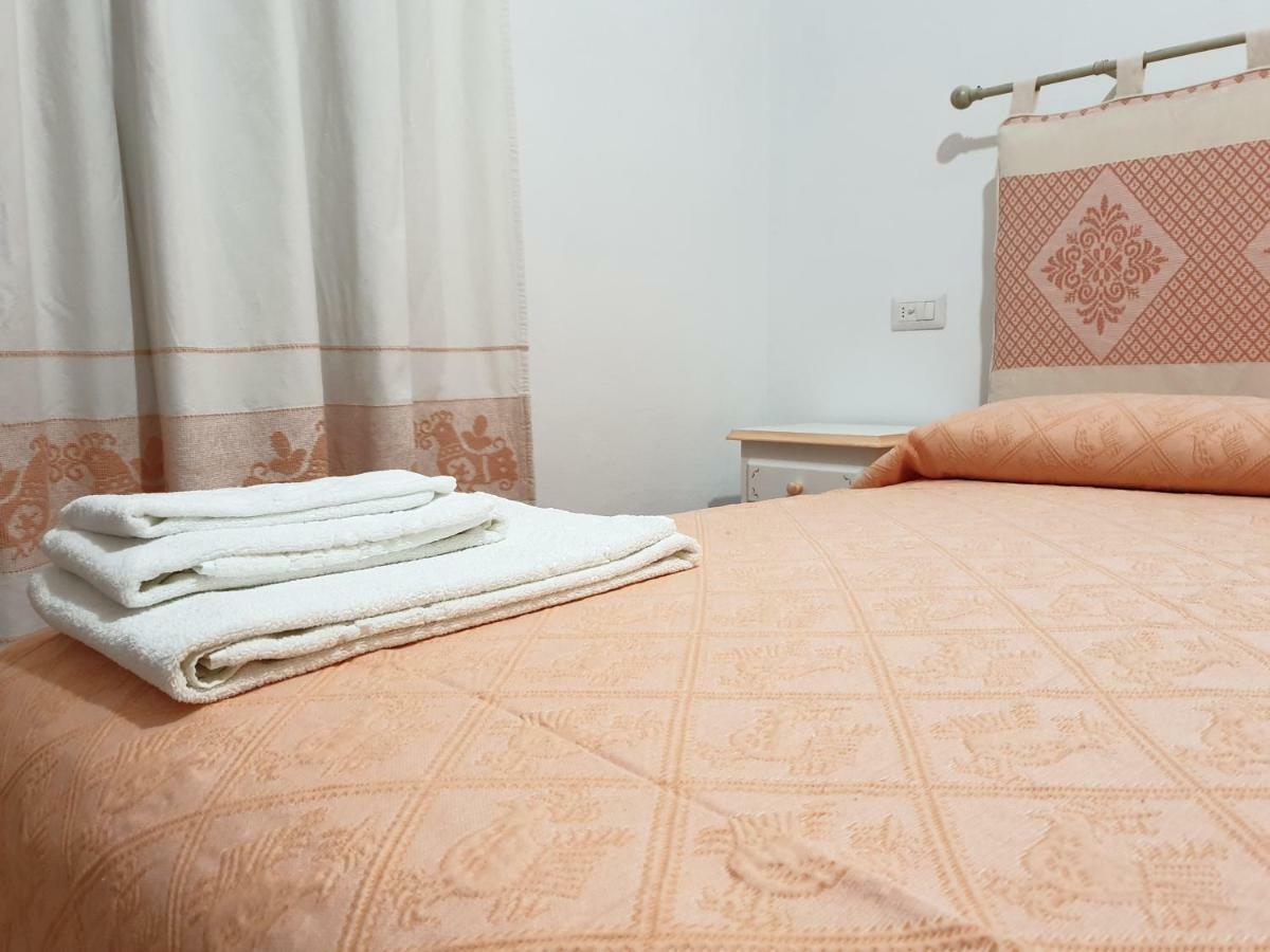 Jacob Guesthouse 奧爾比亞 外观 照片
